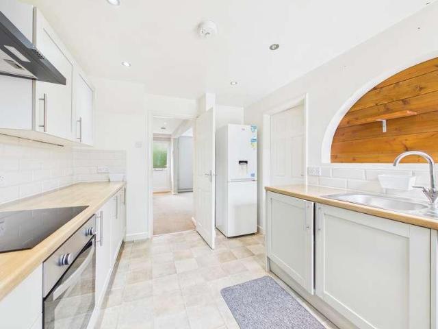 House for sale in Eyres Monsell, Leicester