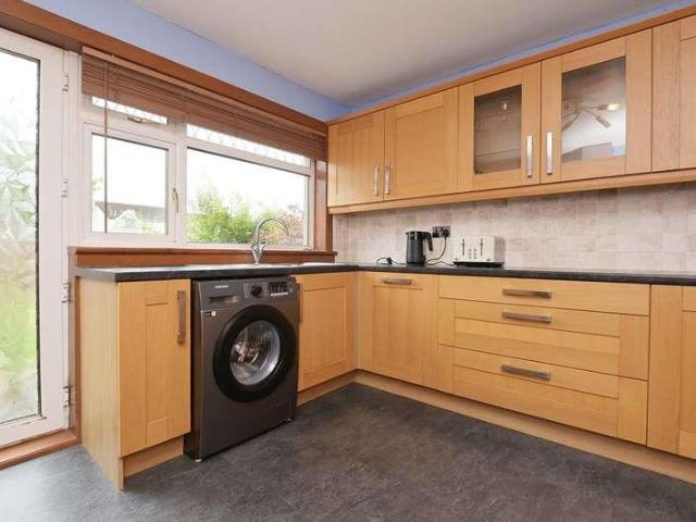 House for sale in Deans