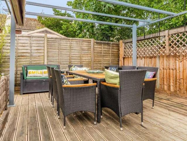 House for sale in Spring Vale, Hampshire