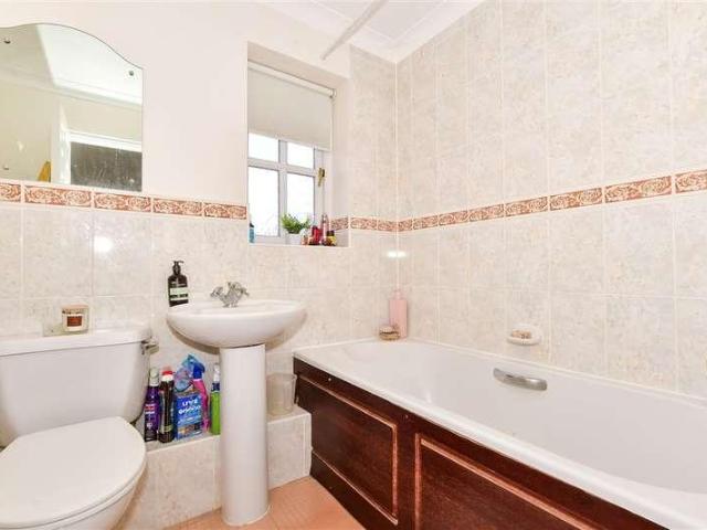 House for sale in Kings Hill, Tonbridge and Malling