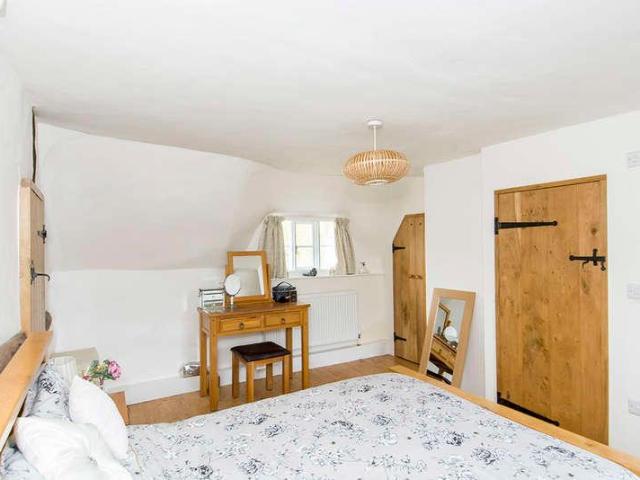 House for sale in Stanford On Avon, Leicestershire