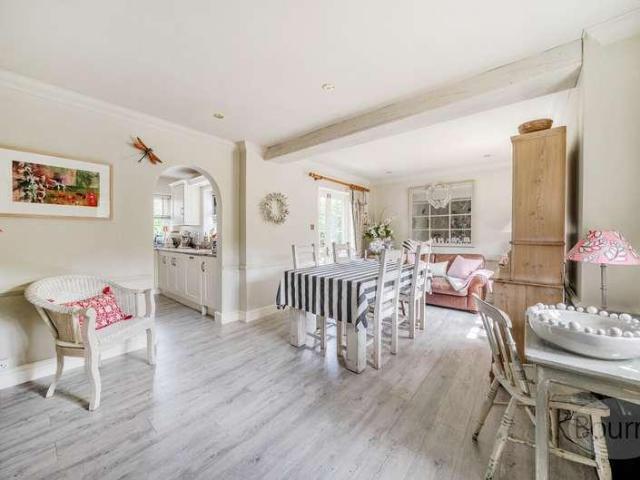 House for sale in Wrecclesham, Fole