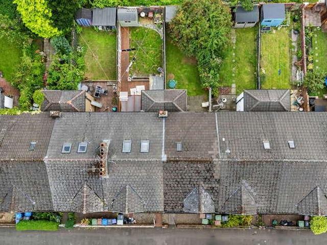 House for sale in Linthouse, Scotland