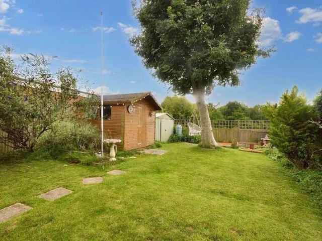 House for sale in Folkestone, Peene