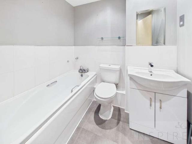 House for sale in Broadfield, Glynde
