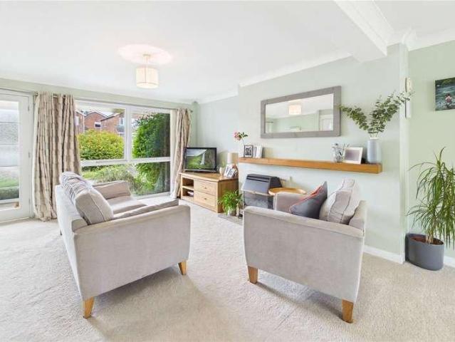 House for sale in Speen