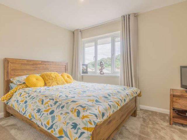 House for sale in Ponthir, Wales