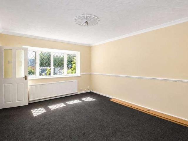 House for sale in Ossett, West Yorkshire