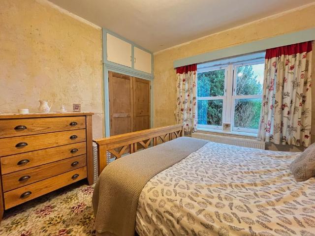 House for sale in Llanbethery, Wales