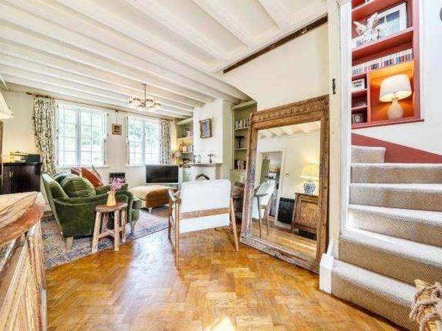 House for sale in Fossebridge, Gloucestershire