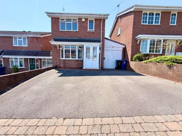 House for sale in Stourbridge, West Midlands