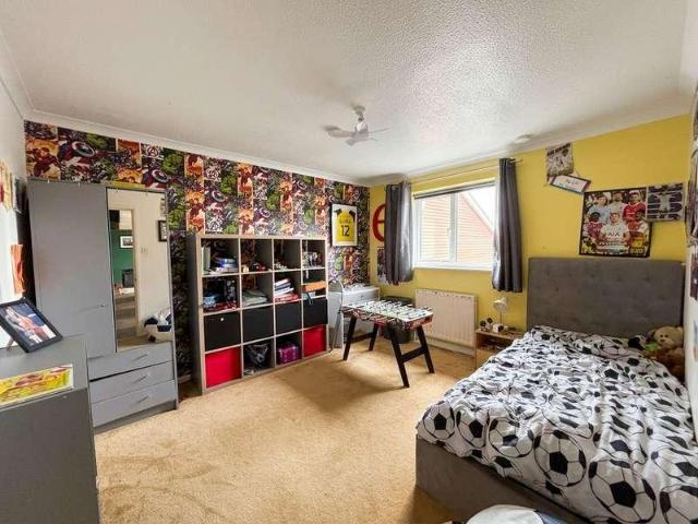 House for sale in Alderholt, East Dorset