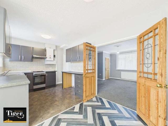 House for sale in Hawes Side, Blackpool