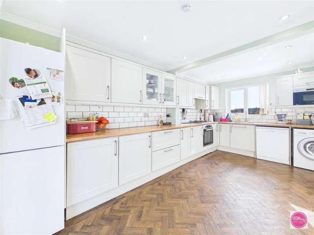 House for sale in Brizlincote, Beamhurst