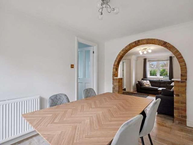 House for sale in Cossington Fields, Midway