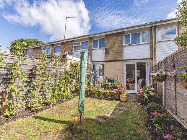 House for sale in Windsor, Clewer Green