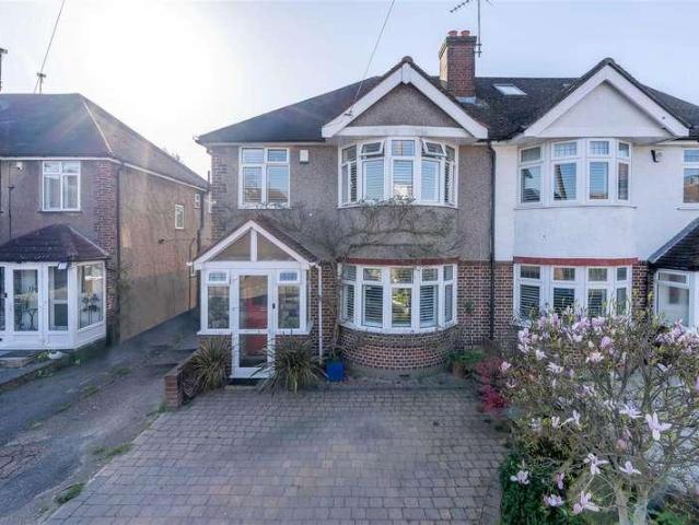 House for sale in London Borough of Hounslow, Osterley