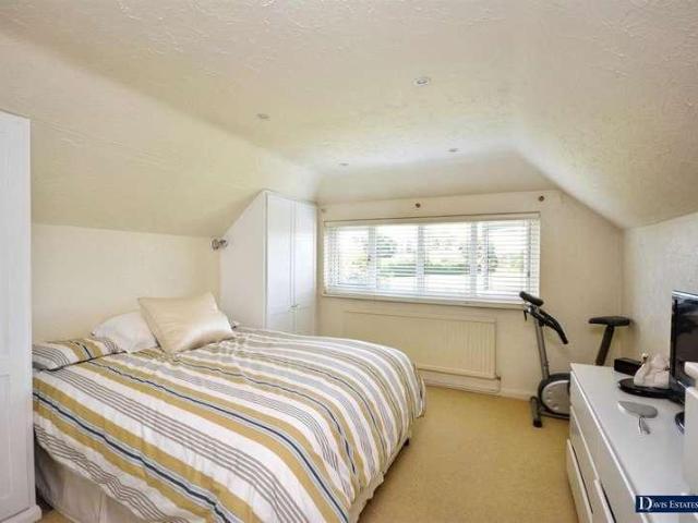 House for sale in Emerson Park, Greater London