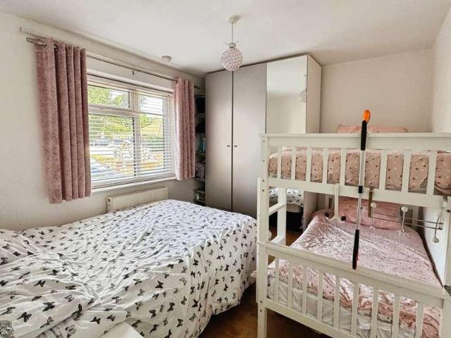 House for sale in Woodley