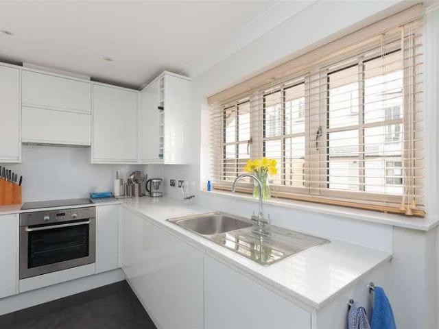 House for sale in The Bridge, Kent
