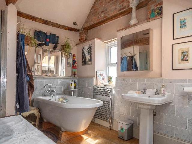 House for sale in Comers, Norfolk