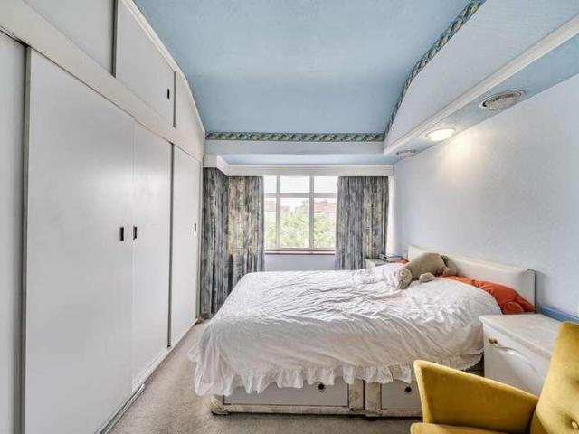 House for sale in Greater London