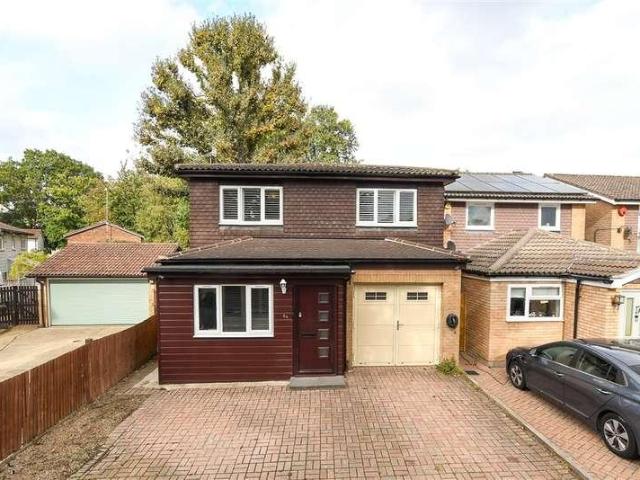 House for sale in Copthorne, Mid Sussex