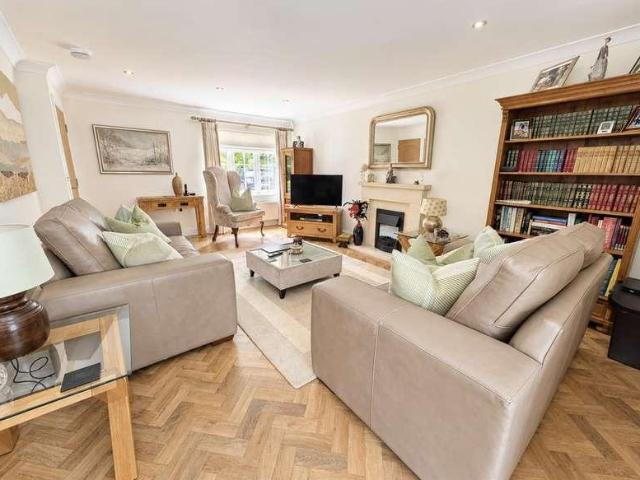 House for sale in Uckfield, Cross In Hand