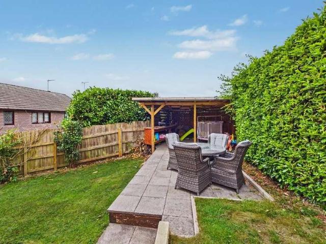 House for sale in Lamellion, Cornwall