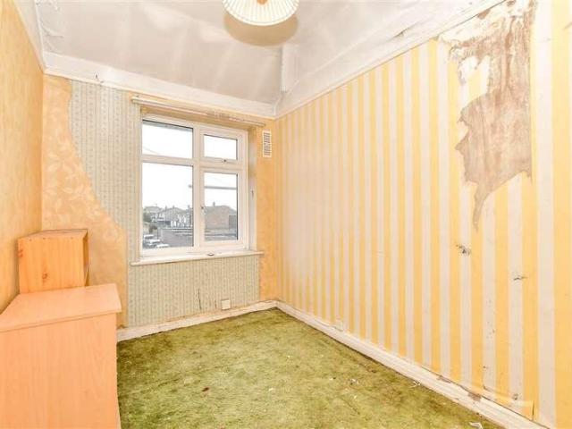 House for sale in Elm Park, Greater London
