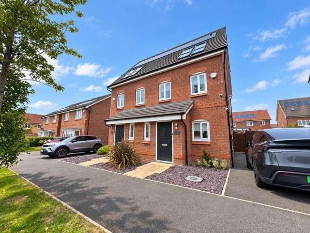 House for sale in Kirkby, Knowsley