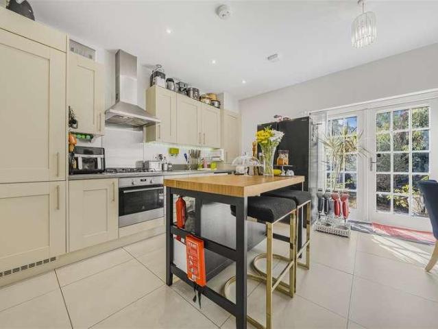 House for sale in Datchet