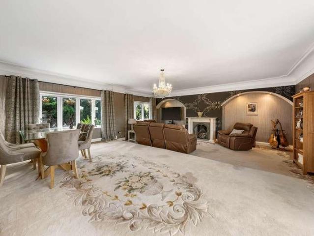 House for sale in Kindling Farm, Knowsley