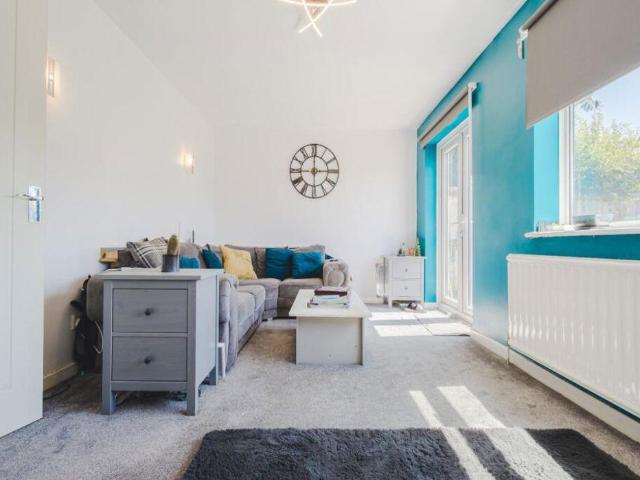 House for sale in Lower Stratton, Stratton St. Margaret
