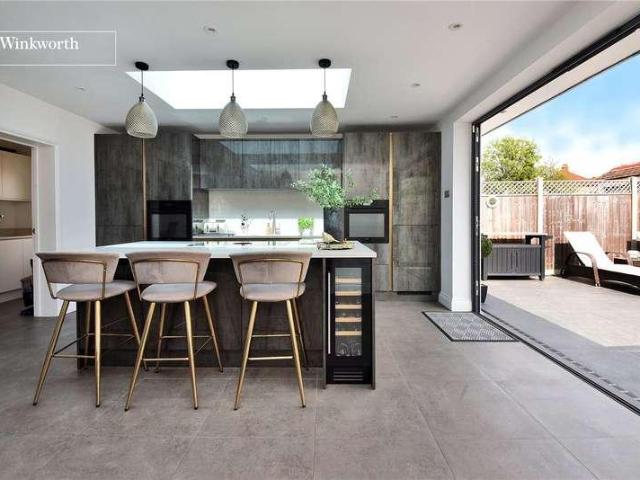 House for sale in West Ewell, Ewell