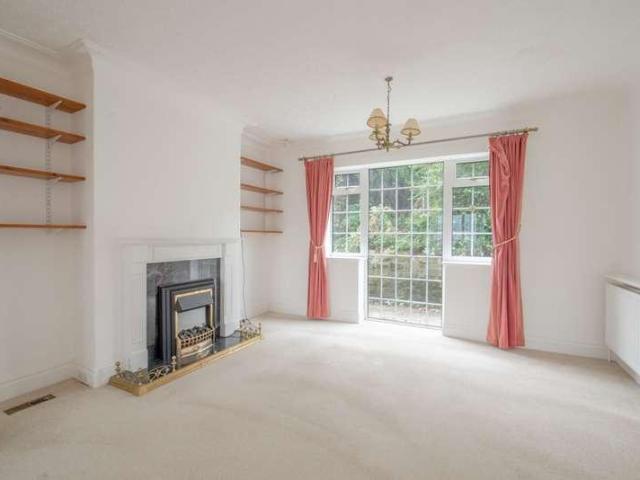 House for sale in Crossflatts, West Yorkshire