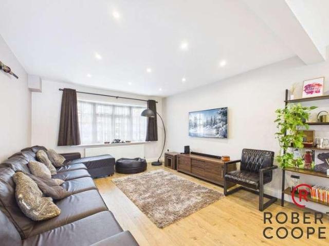 House for sale in Greater London