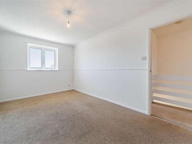 House for sale in Ford, Clapham