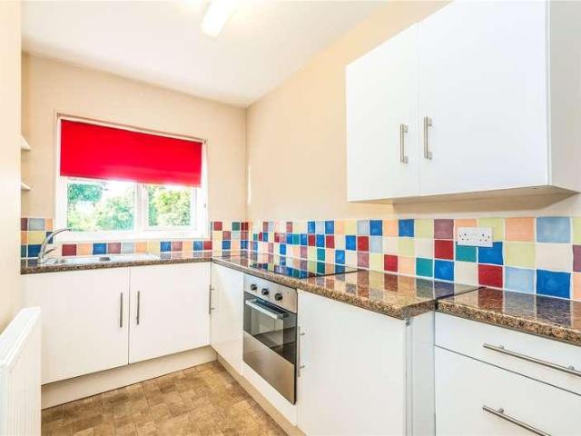 House for sale in Highway, Maidenhead