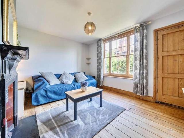 House for sale in Chipping Hill, Essex