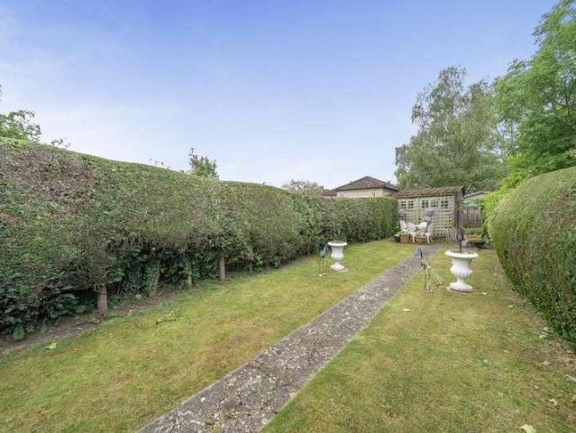 House for sale in Pinner, Greater London