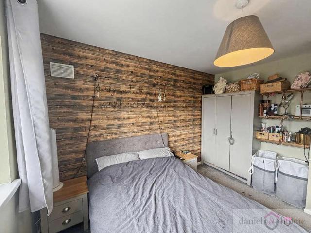 House for sale in Kingsley Moor, Staffordshire