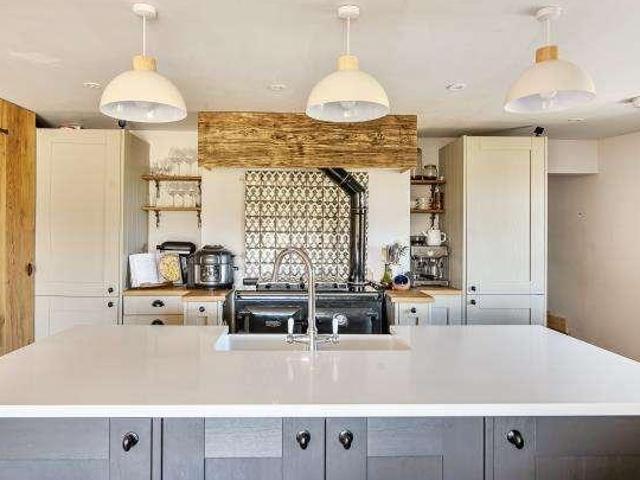 House for sale in Evershot, Oxfordshire