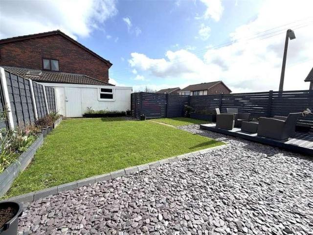 House for sale in Daisy Hill, Lee Bank
