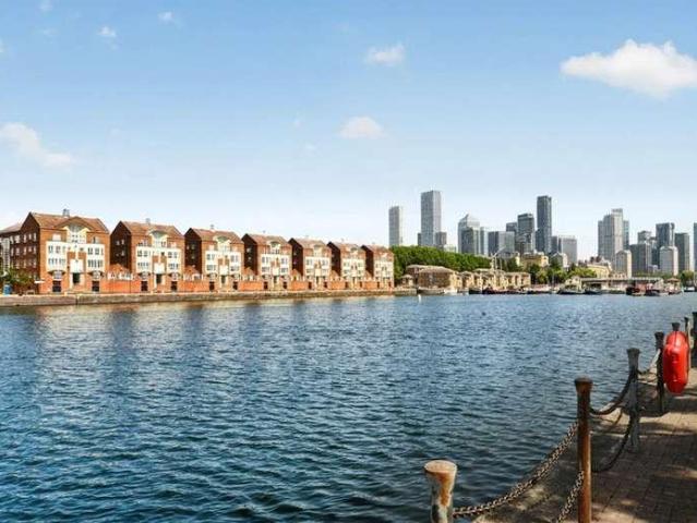 House for sale in Rotherhithe, Greater London