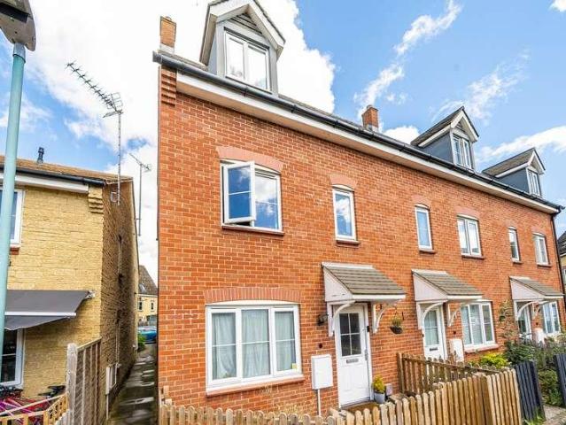 House for sale in Pamington, Gloucestershire
