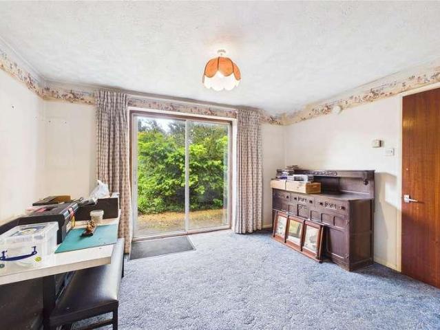 House for sale in North Bourne, Heol-las