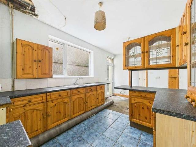 House for sale in Seaside, Llanelli