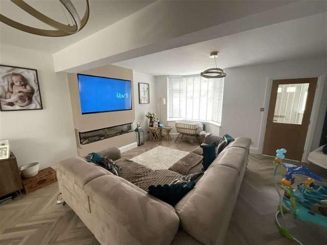 House for sale in Wayfield, Chatham