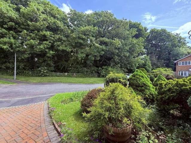 House for sale in Beechwood, Halton